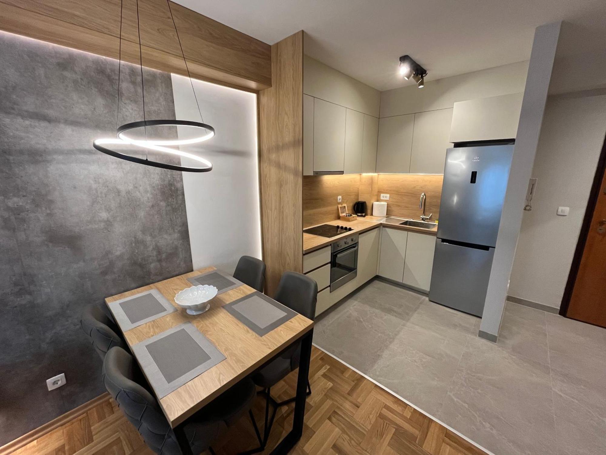 Apartments 28 Подгорица Экстерьер фото