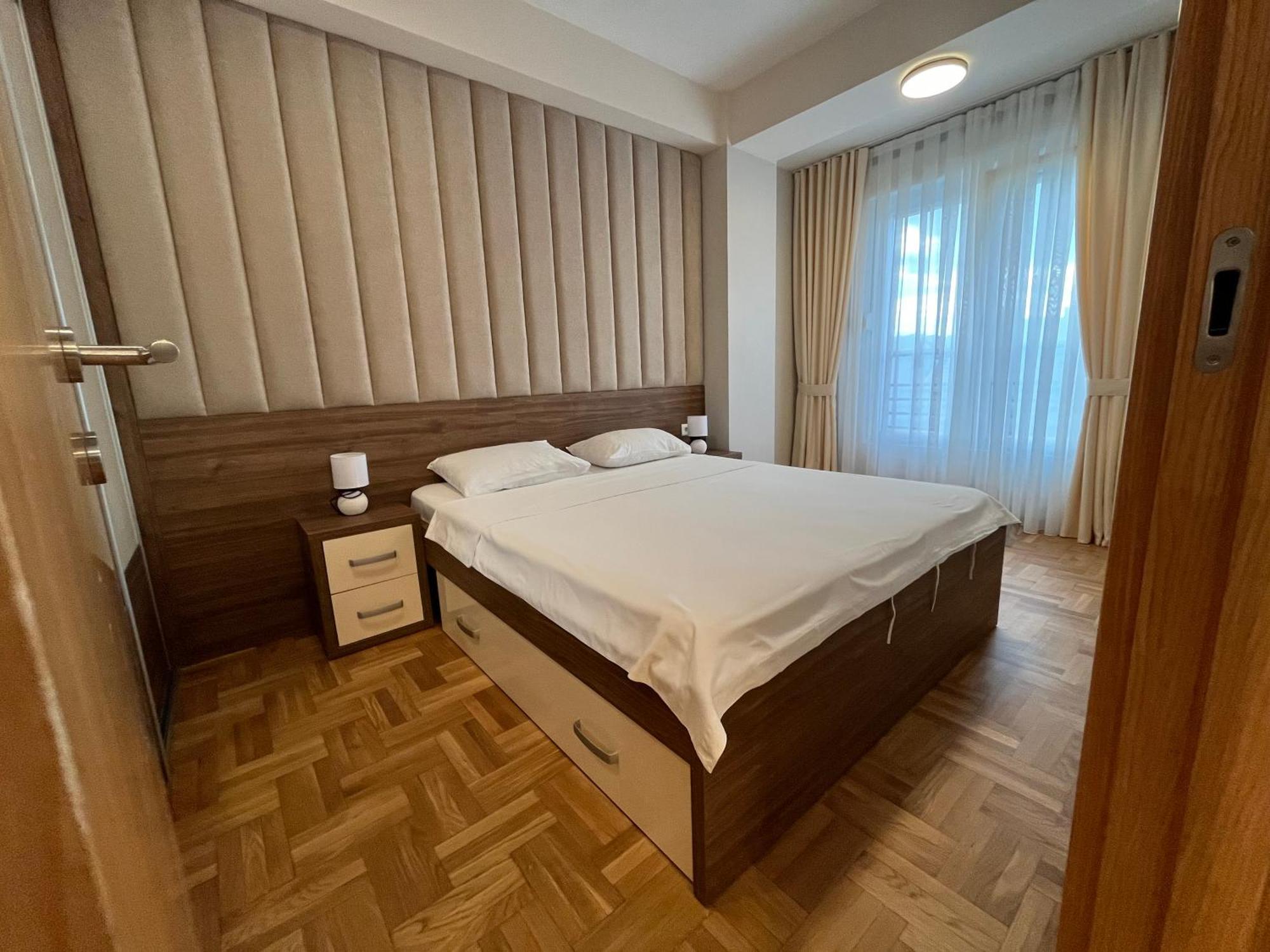 Apartments 28 Подгорица Экстерьер фото