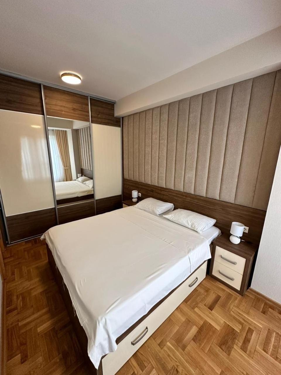 Apartments 28 Подгорица Экстерьер фото