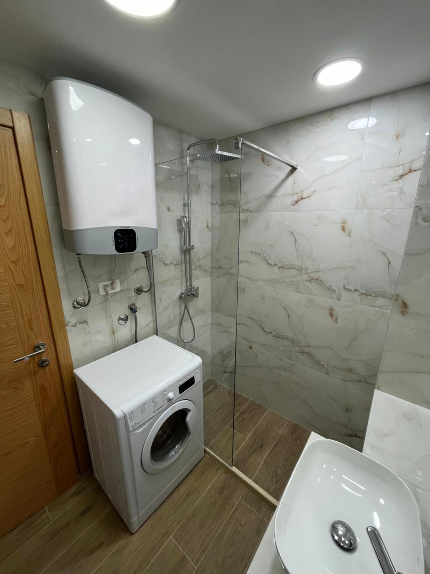 Apartments 28 Подгорица Экстерьер фото