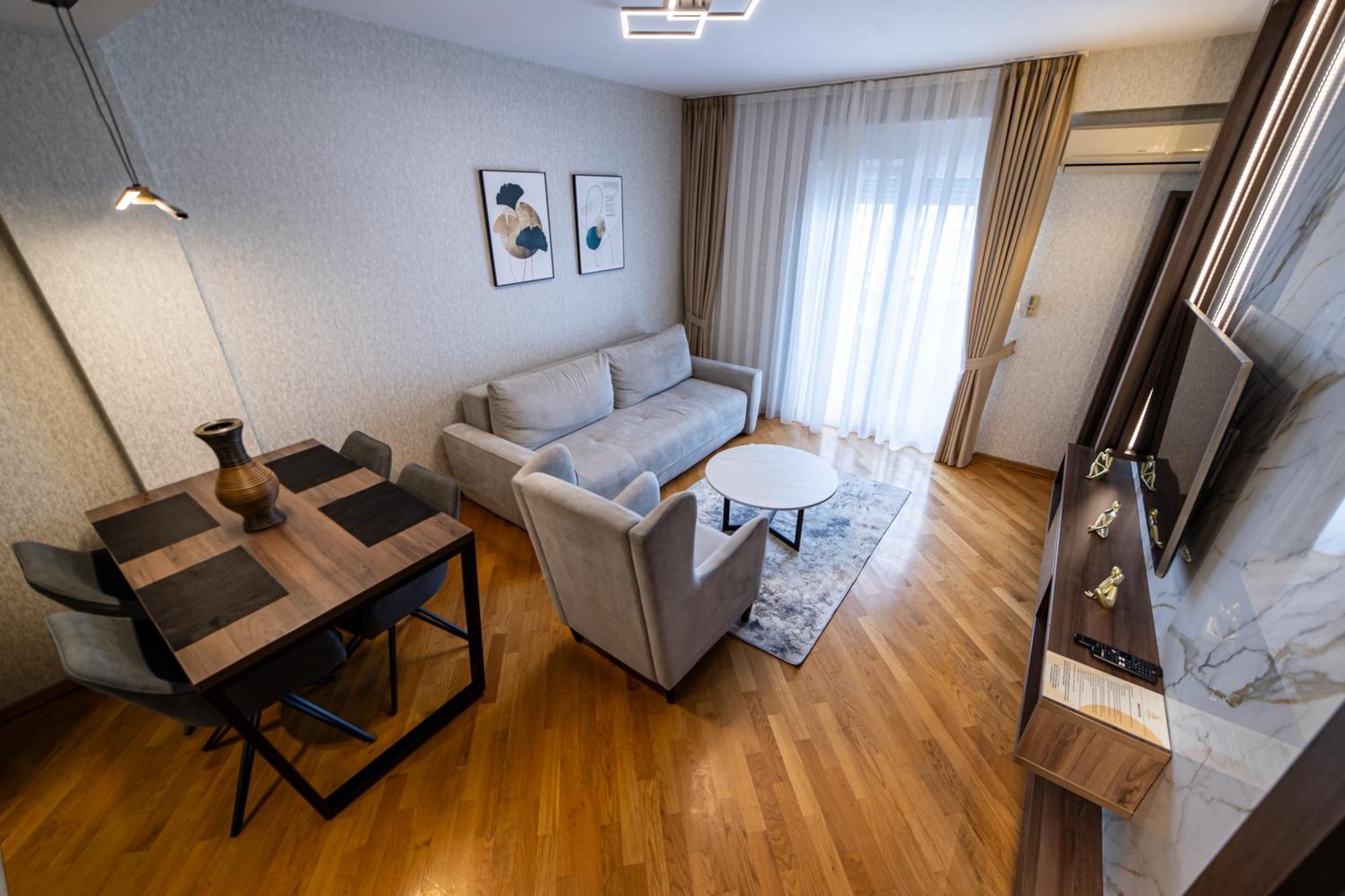 Apartments 28 Подгорица Экстерьер фото